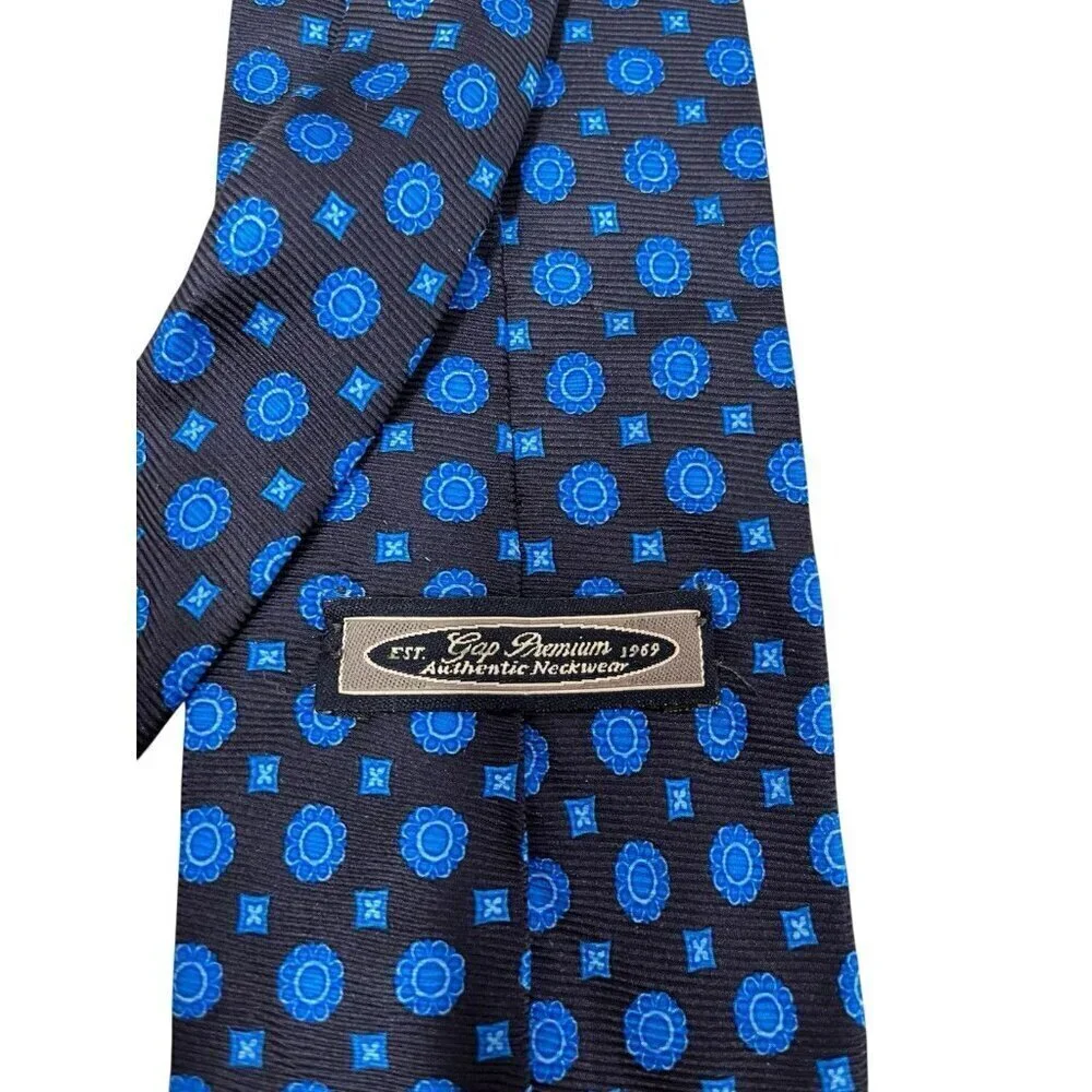 Gap Premium Authentic Neckwear Necktie Men's Tie Designer Floral 58